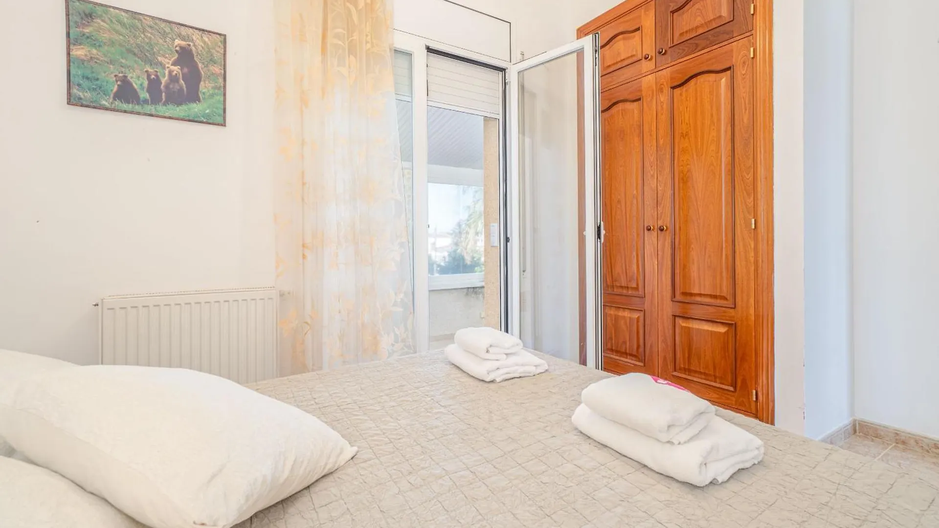 Apart-Rent Casa Requesens 0007 Empuriabrava 0*,  Spain