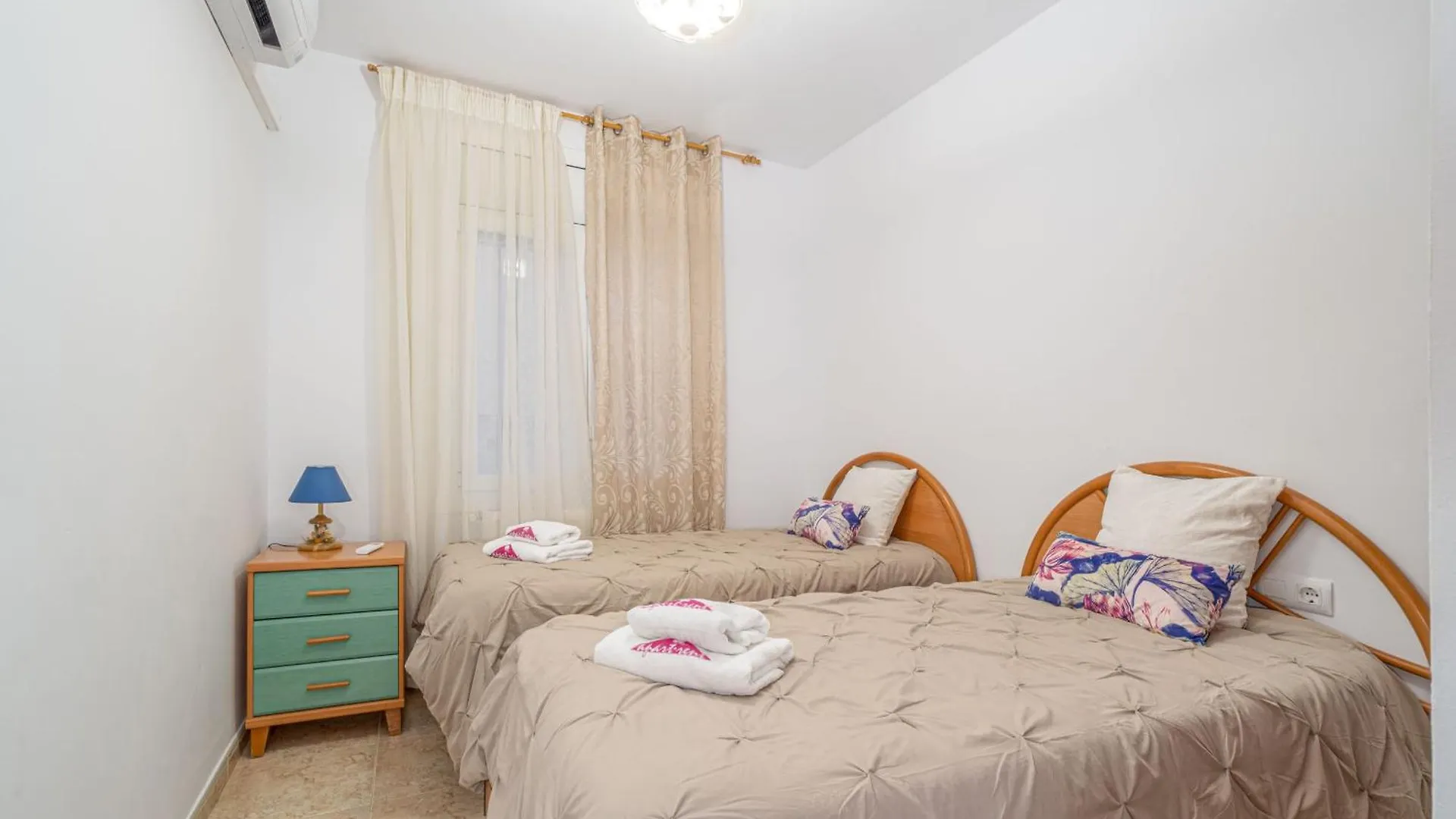 Apart-Rent Casa Requesens 0007 Empuriabrava Villa